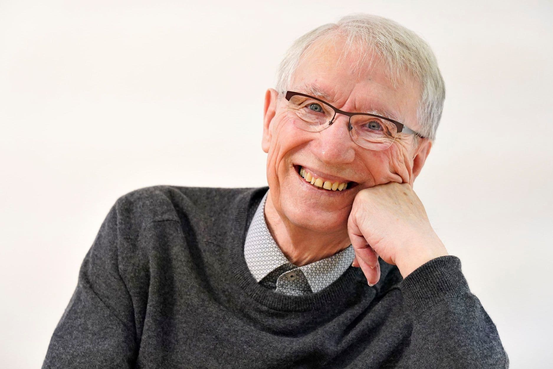 Prof. Arsène Burny — Fondatorul TÉLÉVIE, Președinte de Onoare TÉLÉVIE România